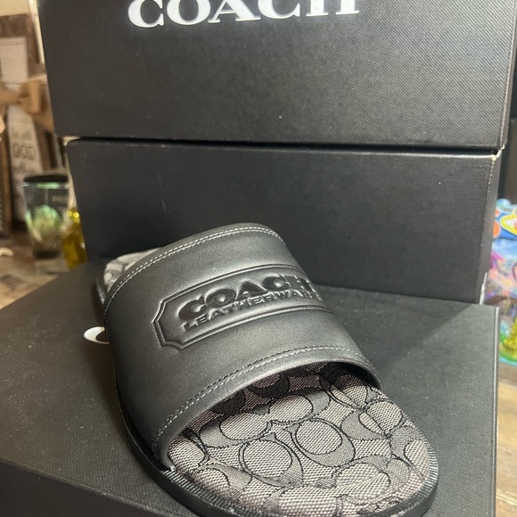 Unisex Sandals - Picture 2 of 6